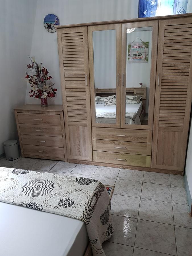 Villa Bienvenue Beachfront House Flic en Flac Bagian luar foto